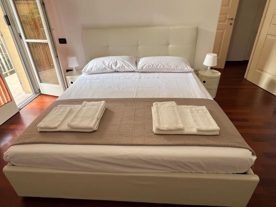 Casa Gambino - 4 Posti Letto Leilighet